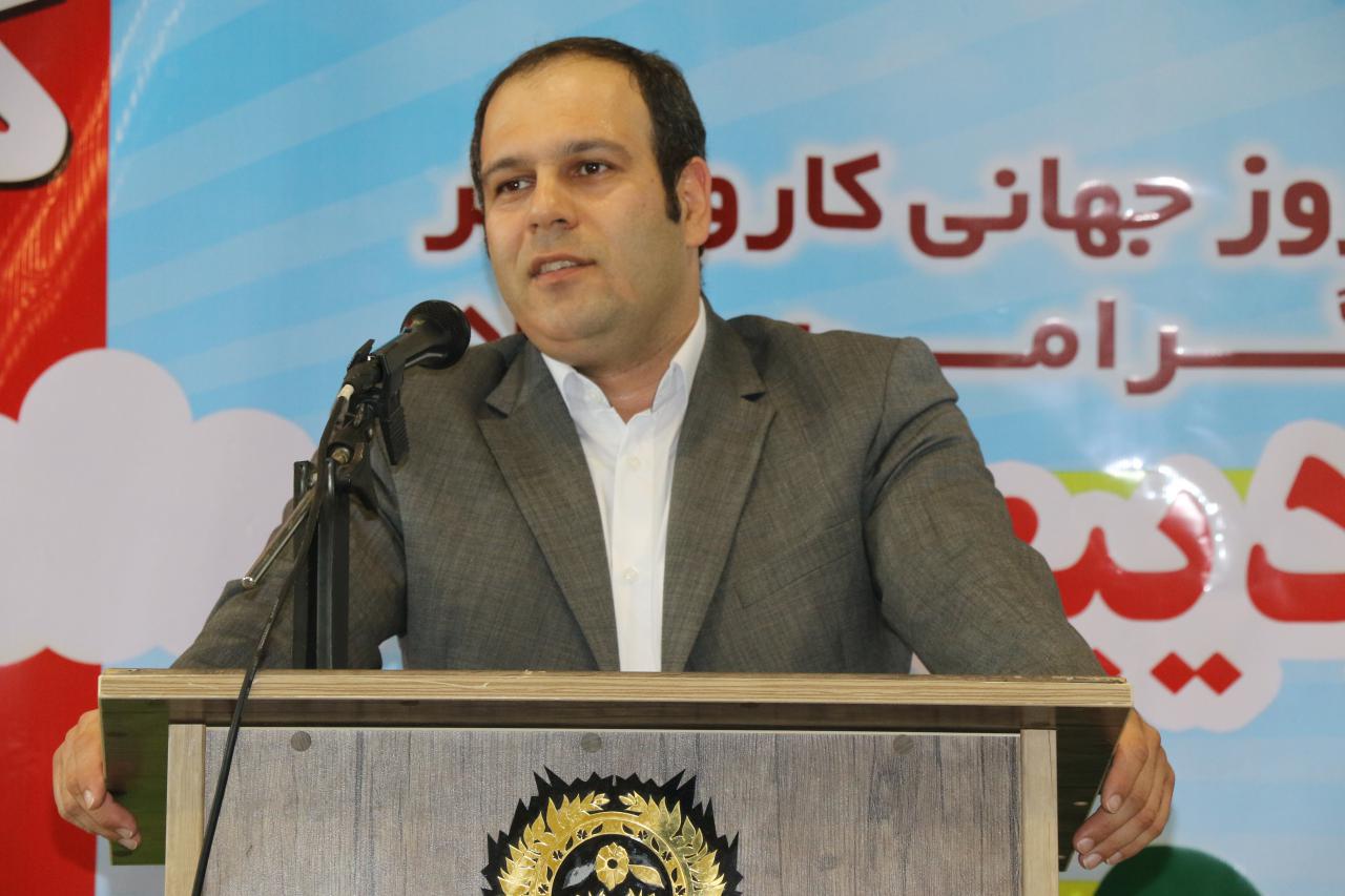 در جشن بزرگ شهرداری لاهیجان از کارگران شهرداری تجلیل شد